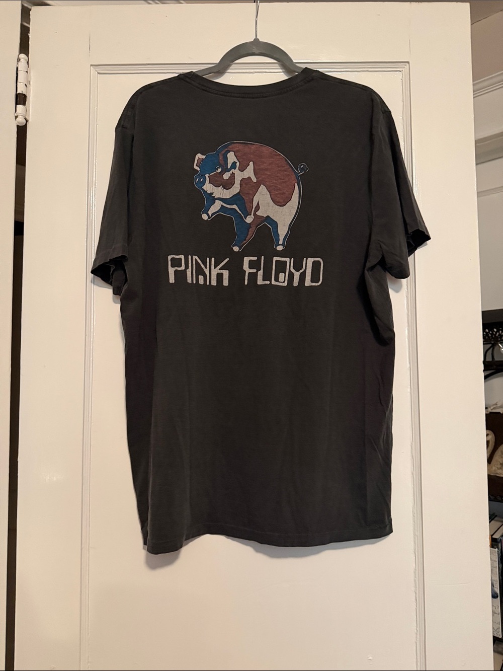 Pink Floyd Black Tee with Blue and Red Graphic - Picture 3 of 5